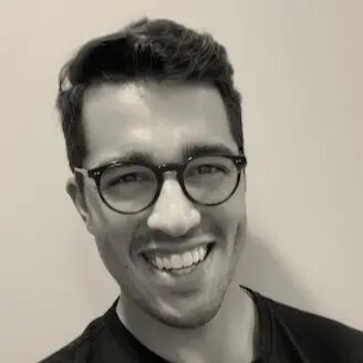 Instructor Sam Partee from Redis, guiding participants through the LLM Bootcamp.